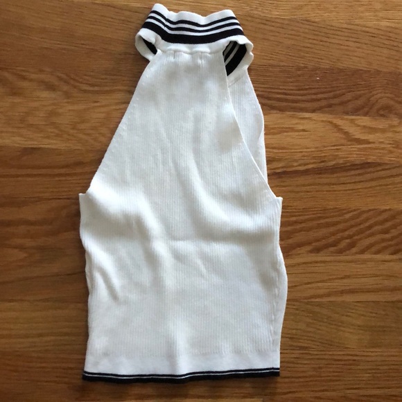 URBAN OUTFITTERS CROPPED TANK - Picture 2 of 4